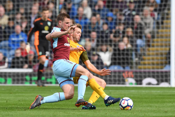 不乏有人质 不乏有人质