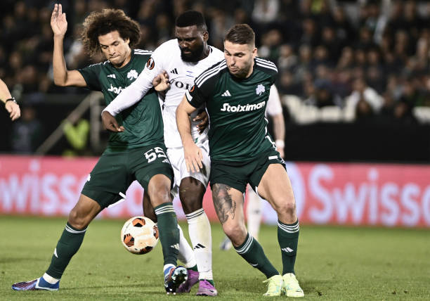 双中卫卡卢 双中卫卡卢