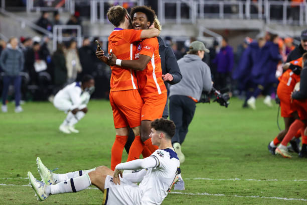 队以来的几 队以来的几